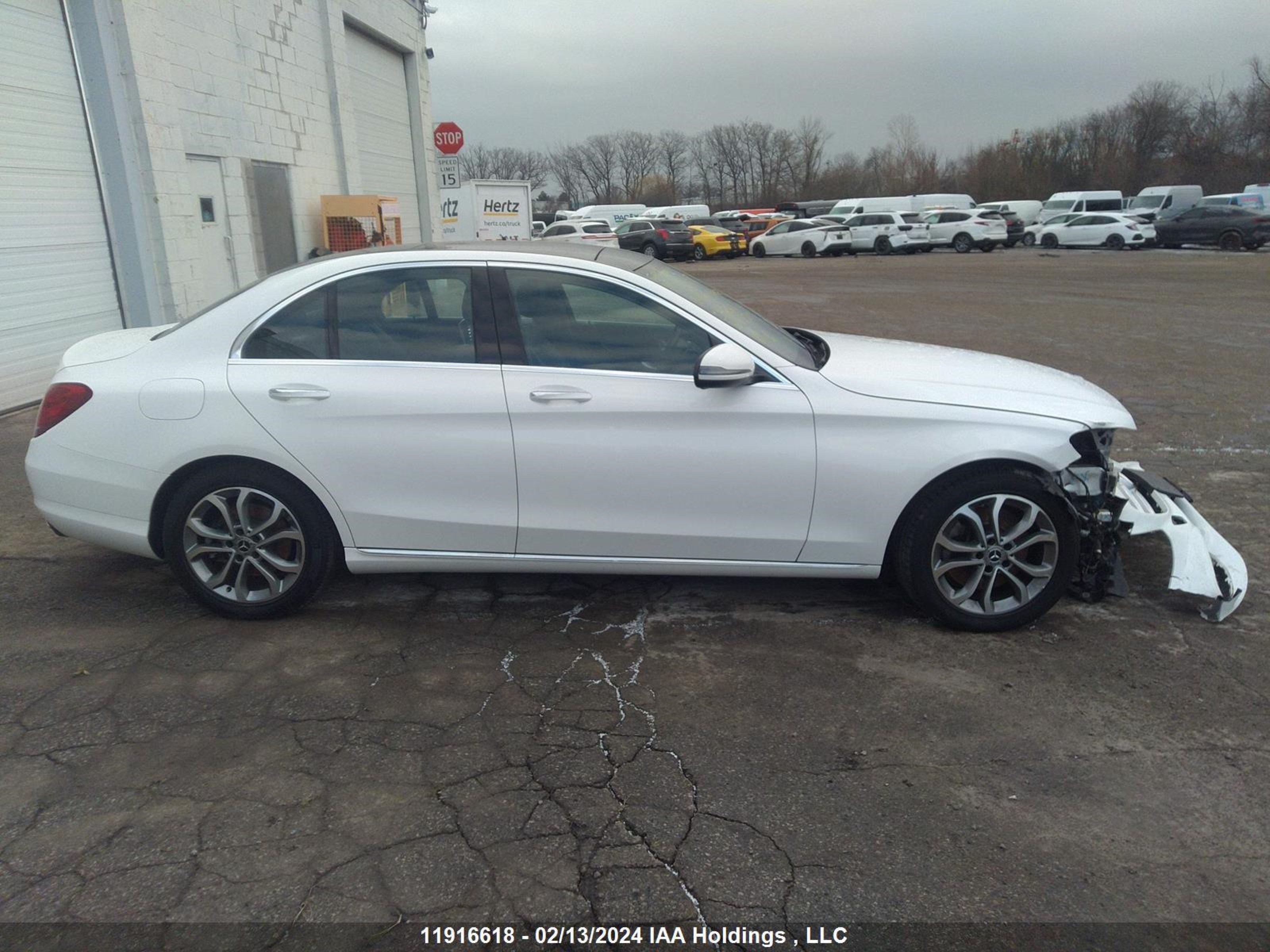 Photo 13 VIN: 55SWF4KB8JU247850 - MERCEDES-BENZ C-KLASSE 