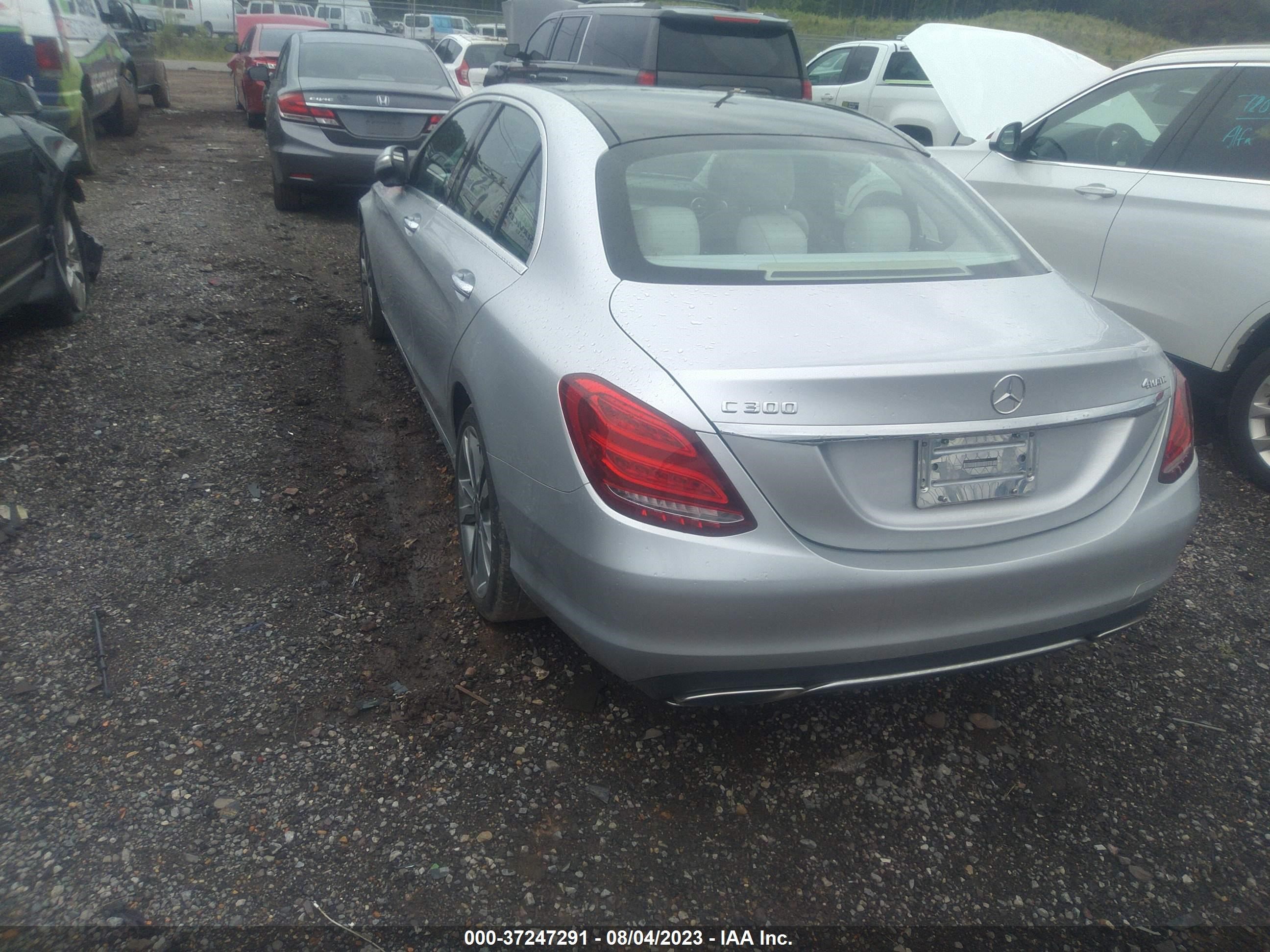 Photo 2 VIN: 55SWF4KB9FU001543 - MERCEDES-BENZ C-KLASSE 