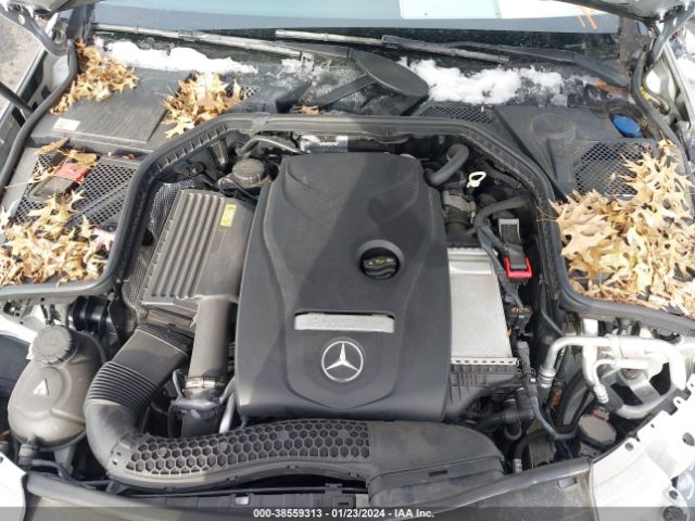 Photo 9 VIN: 55SWF4KB9FU019511 - MERCEDES-BENZ C 300 