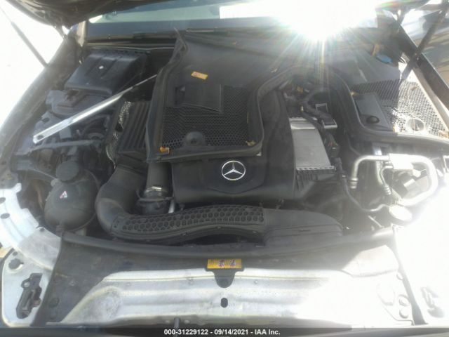 Photo 9 VIN: 55SWF4KB9GU107041 - MERCEDES-BENZ C-CLASS 