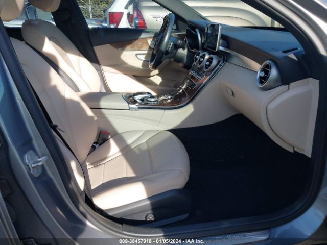 Photo 4 VIN: 55SWF4KBXGU111356 - MERCEDES-BENZ C 300 