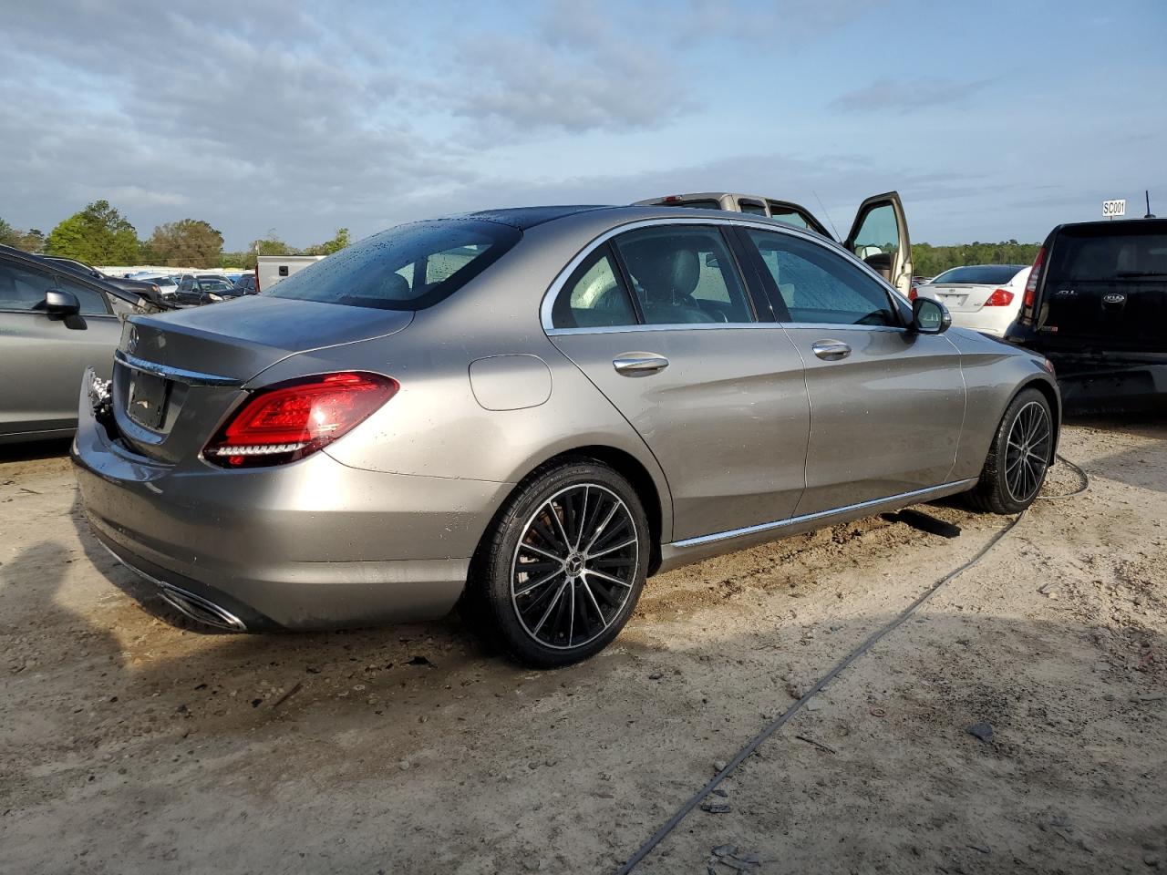 Photo 2 VIN: 55SWF8DB1KU283028 - MERCEDES-BENZ C-KLASSE 