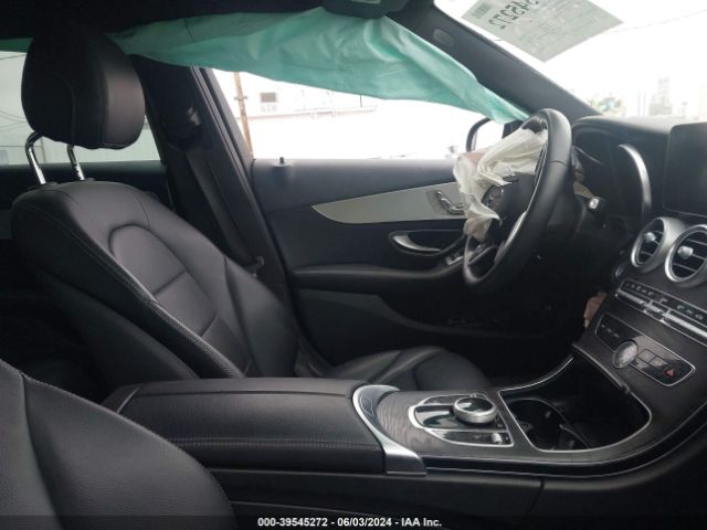 Photo 4 VIN: 55SWF8DB3KU300413 - MERCEDES-BENZ C-CLASS 