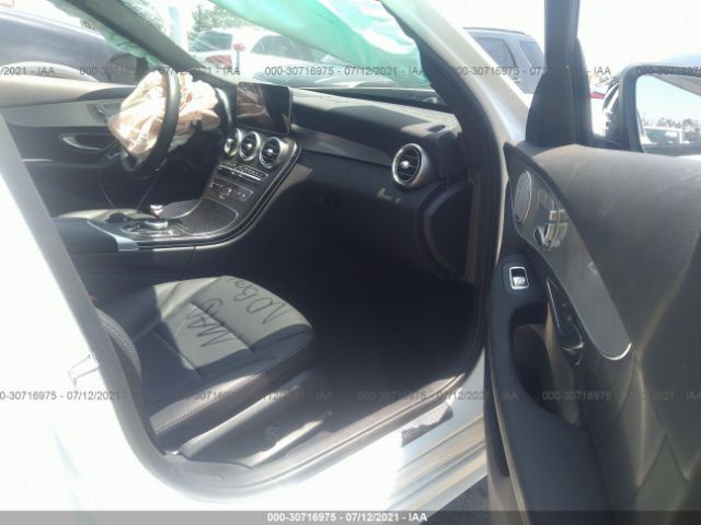 Photo 4 VIN: 55SWF8DB3KU313145 - MERCEDES-BENZ C-CLASS 