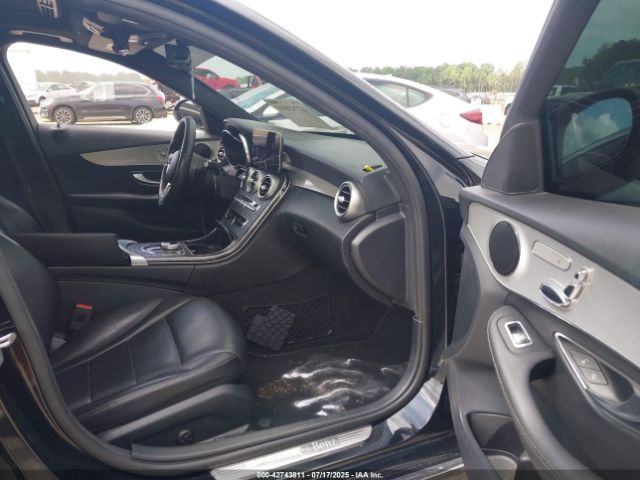 Photo 4 VIN: 55SWF8DB5KU317195 - MERCEDES-BENZ C-CLASS 