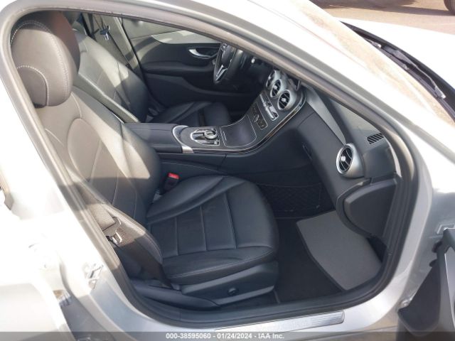 Photo 4 VIN: 55SWF8DB8KU306787 - MERCEDES-BENZ C 300 