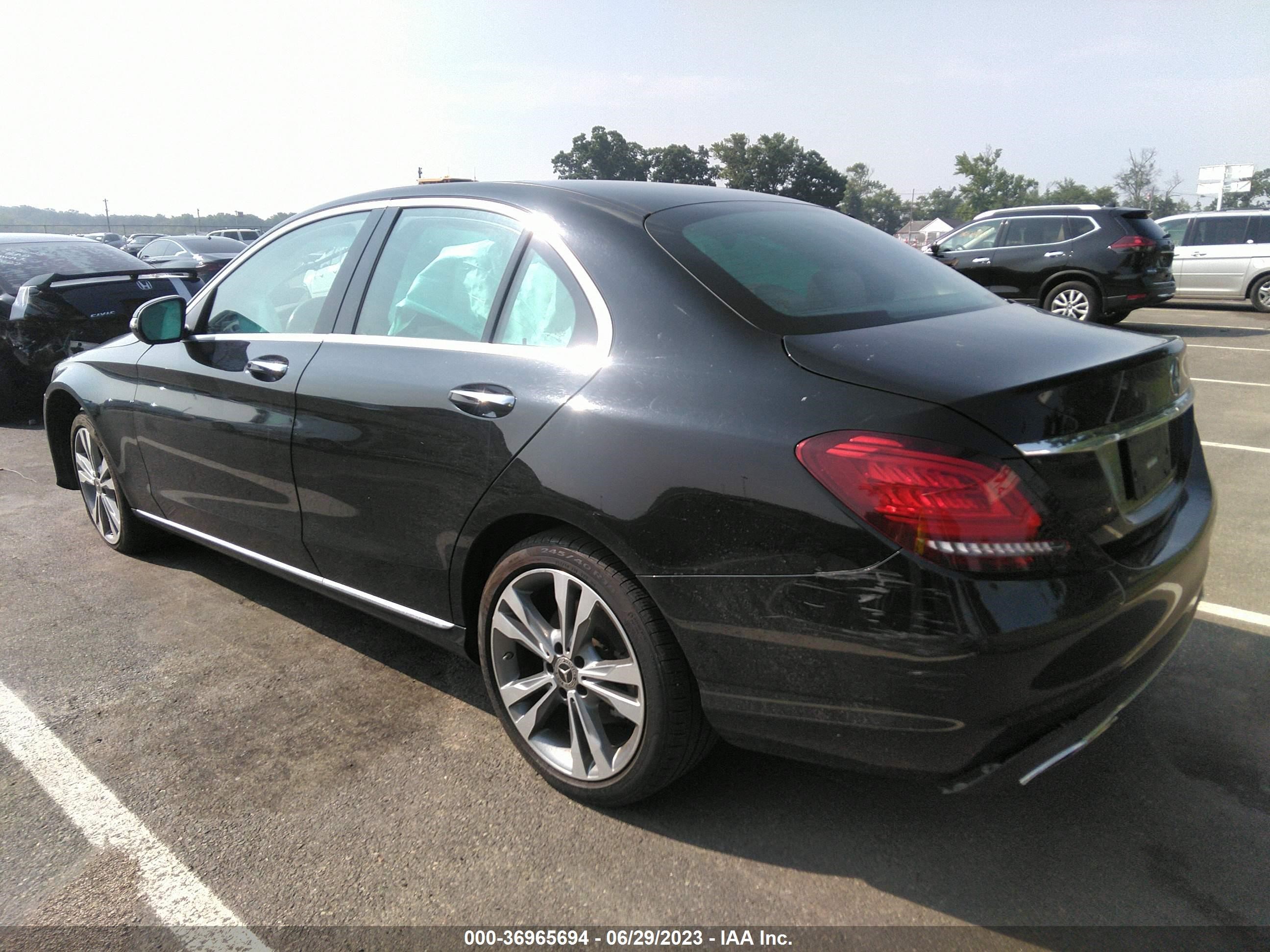 Photo 2 VIN: 55SWF8EB2KU304032 - MERCEDES-BENZ C-KLASSE 