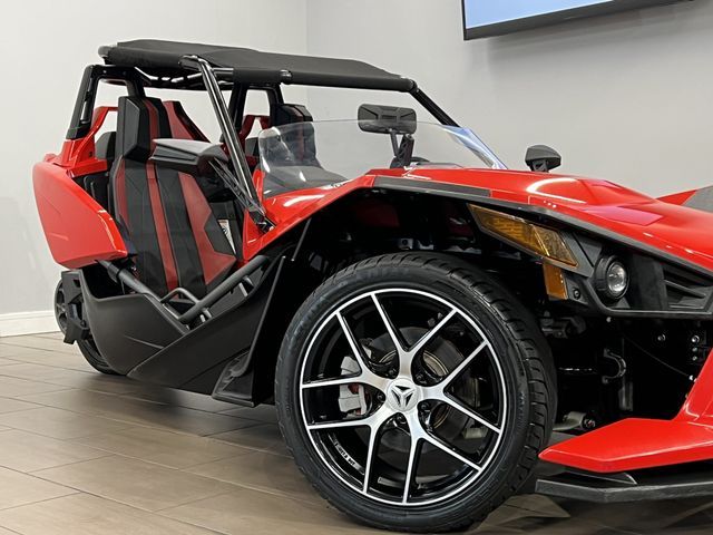 Photo 4 VIN: 57XAAPFA0G5111260 - POLARIS SLINGSHOT 