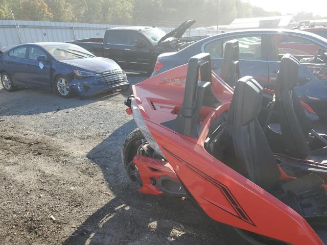 Photo 5 VIN: 57XAAPFA3G7113962 - POLARIS SLINGSHOT 