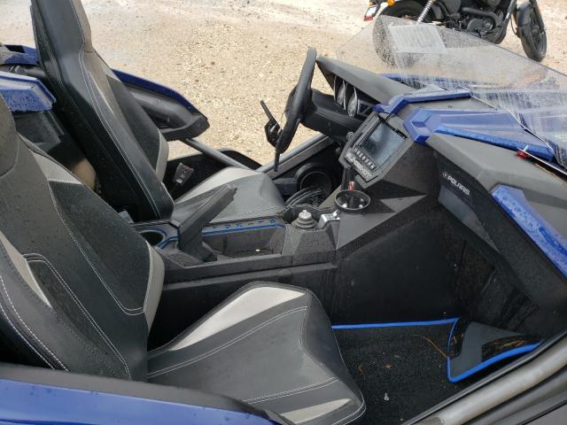 Photo 4 VIN: 57XAAPFA5J8129680 - POLARIS SLINGSHOT 