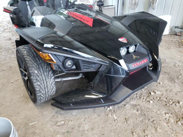 Photo 8 VIN: 57XAAPFA9G5107627 - POLARIS SLINGSHOT 