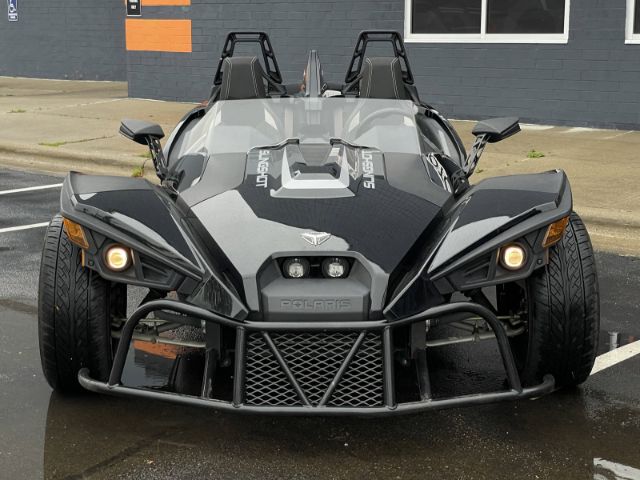 Photo 9 VIN: 57XAAPFAXK8130583 - POLARIS SLINGSHOT 