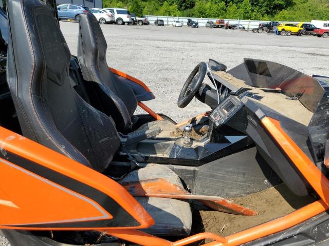 Photo 4 VIN: 57XAARFA6H8120234 - POLARIS SLINGSHOT 