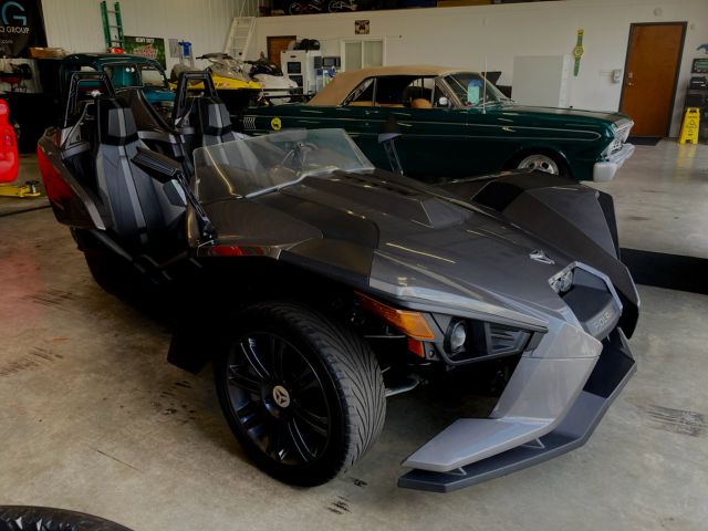 Photo 1 VIN: 57XAASFA8F5104638 - POLARIS SLINGSHOT 