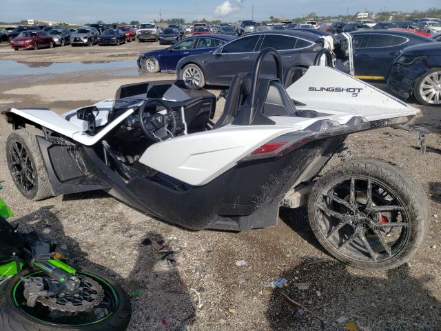 Photo 2 VIN: 57XAASHD7M8142719 - POLARIS SLINGSHOT 