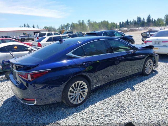 Photo 3 VIN: 58AB21B13KU002811 - LEXUS ES 