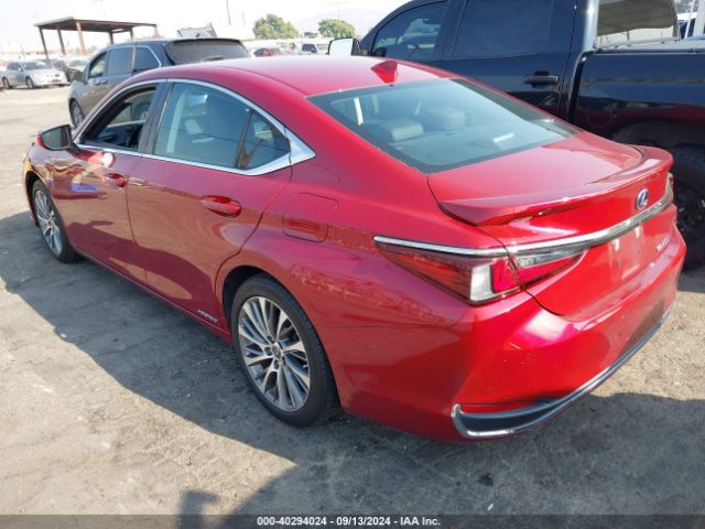 Photo 2 VIN: 58AB21B17KU002858 - LEXUS ES 