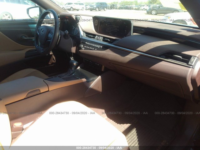 Photo 4 VIN: 58AB21B19KU001856 - LEXUS ES 