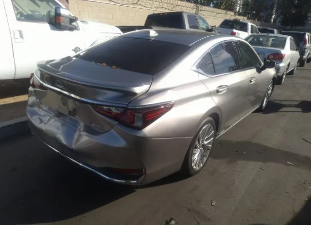 Photo 3 VIN: 58AB21B19KU004319 - LEXUS ES 