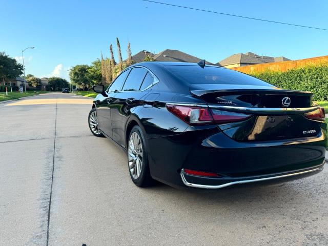 Photo 2 VIN: 58AB21B1XKU002952 - LEXUS ES300 