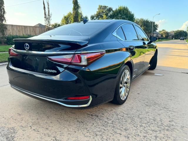 Photo 3 VIN: 58AB21B1XKU002952 - LEXUS ES300 