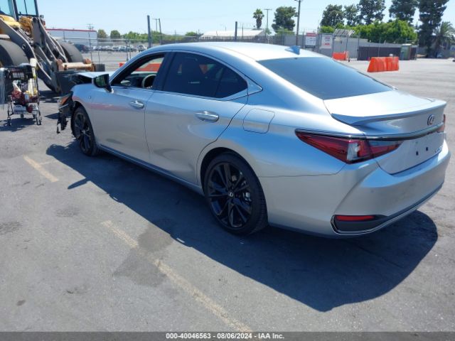 Photo 2 VIN: 58ABA1C10RU039374 - LEXUS ES 