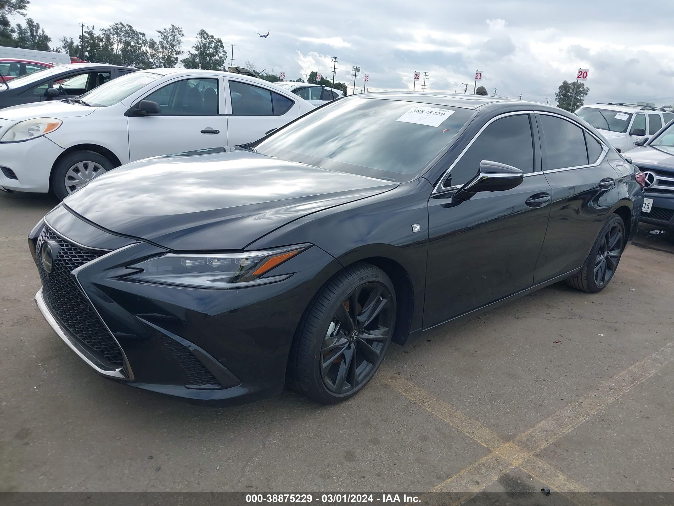 Photo 1 VIN: 58ABA1C13RU041541 - LEXUS ES 