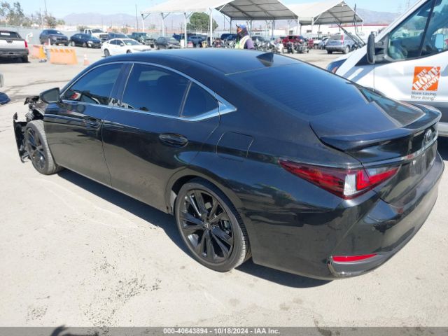 Photo 2 VIN: 58ABA1C18RU041373 - LEXUS ES 