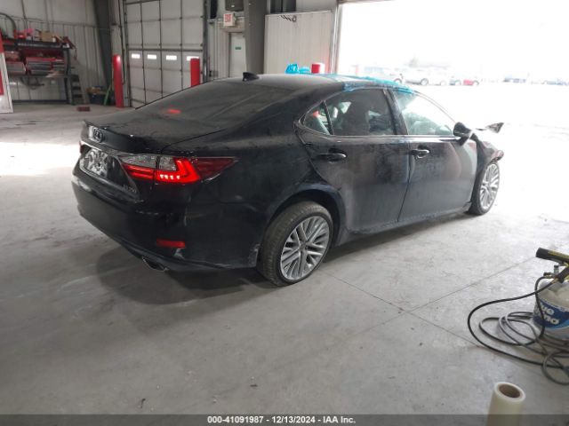 Photo 3 VIN: 58ABK1GG0GU011728 - LEXUS ES 