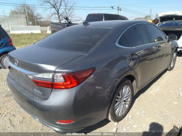 Photo 3 VIN: 58ABK1GG0HU079187 - LEXUS ES 