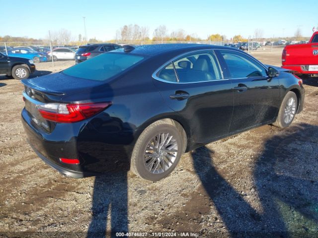 Photo 3 VIN: 58ABK1GG0JU094813 - LEXUS ES 