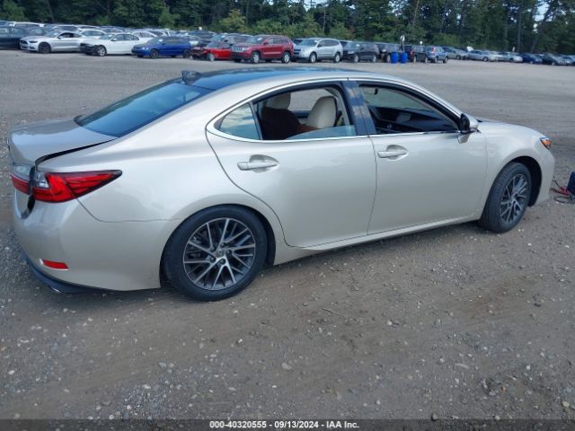 Photo 3 VIN: 58ABK1GG0JU111819 - LEXUS ES 