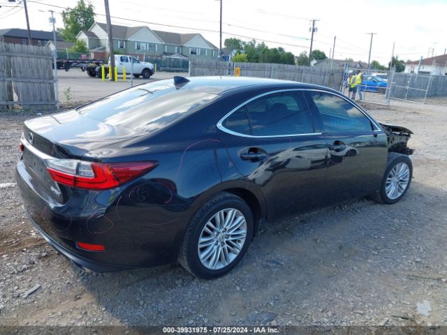 Photo 3 VIN: 58ABK1GG1GU015917 - LEXUS ES 