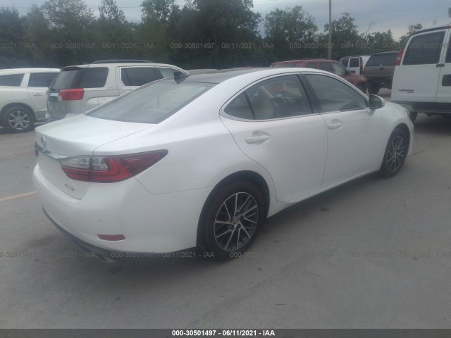 Photo 3 VIN: 58ABK1GG1HU036610 - LEXUS ES 