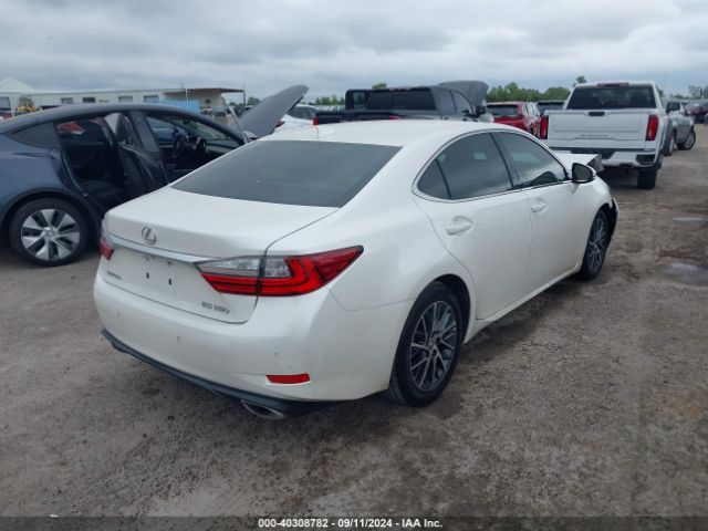 Photo 3 VIN: 58ABK1GG1HU044321 - LEXUS ES 