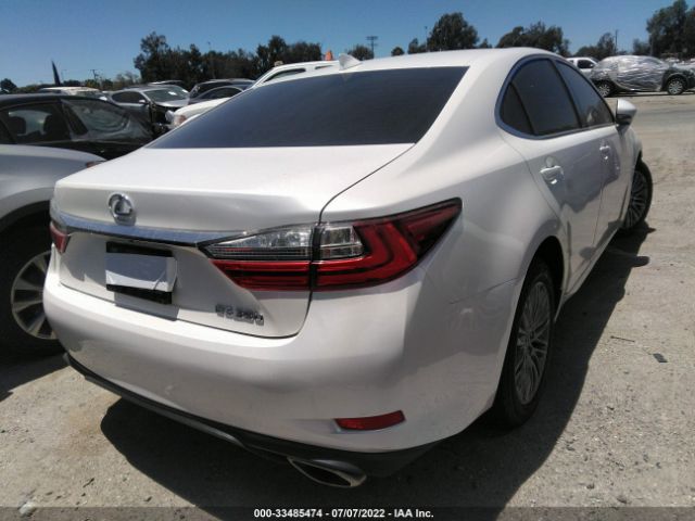 Photo 3 VIN: 58ABK1GG1JU087997 - LEXUS ES 