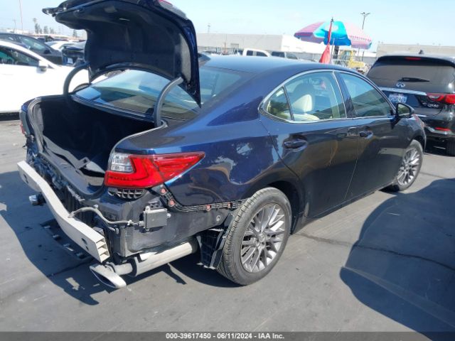 Photo 3 VIN: 58ABK1GG1JU100070 - LEXUS ES 