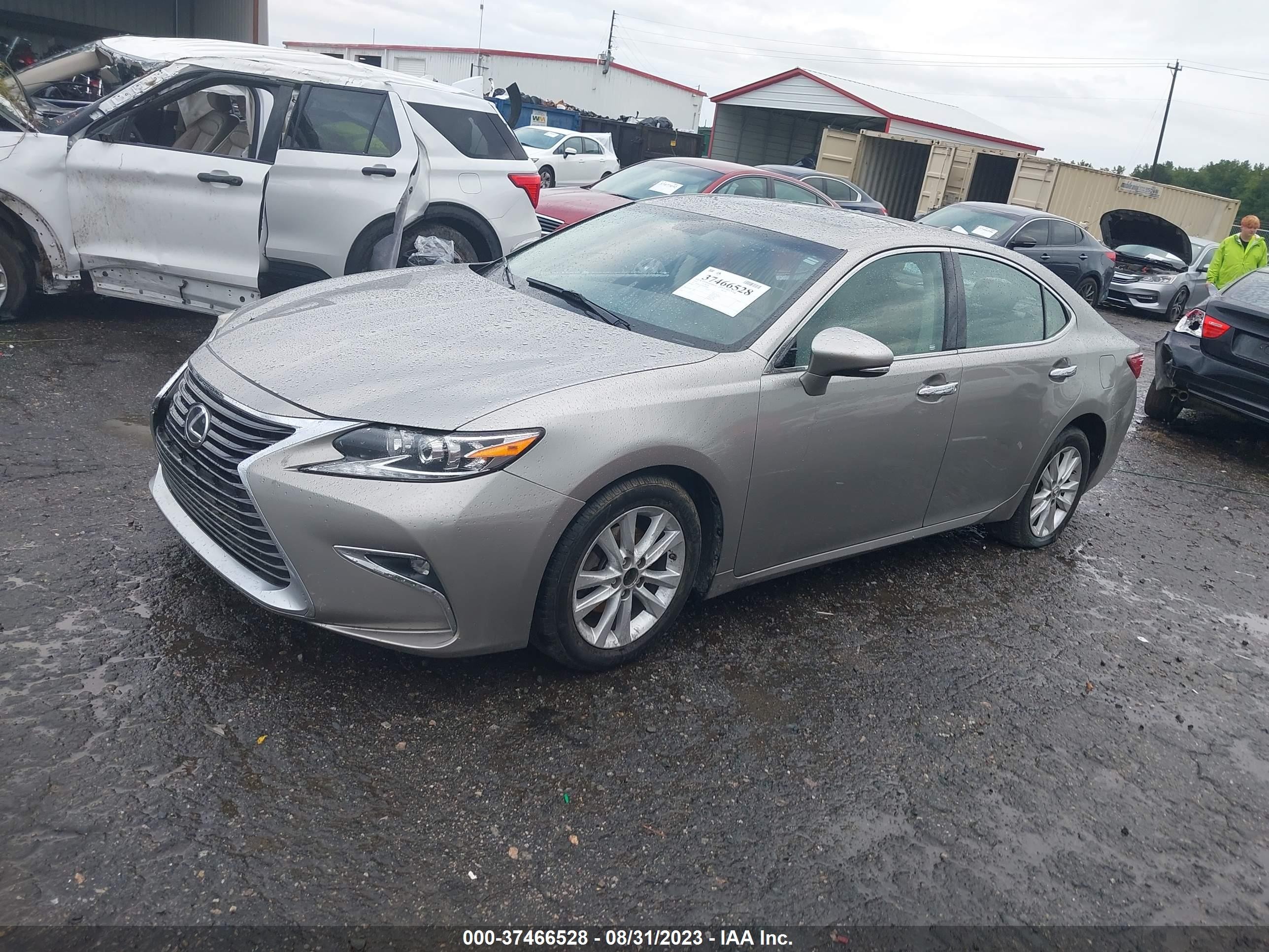 Photo 1 VIN: 58ABK1GG2GU020690 - LEXUS ES 