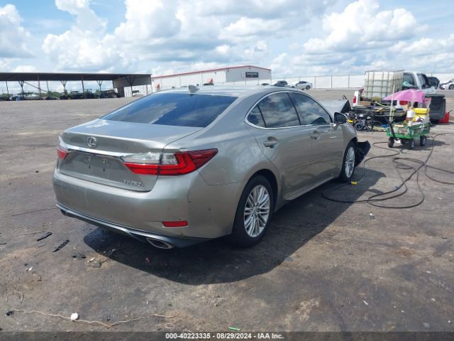 Photo 3 VIN: 58ABK1GG2HU052136 - LEXUS ES 