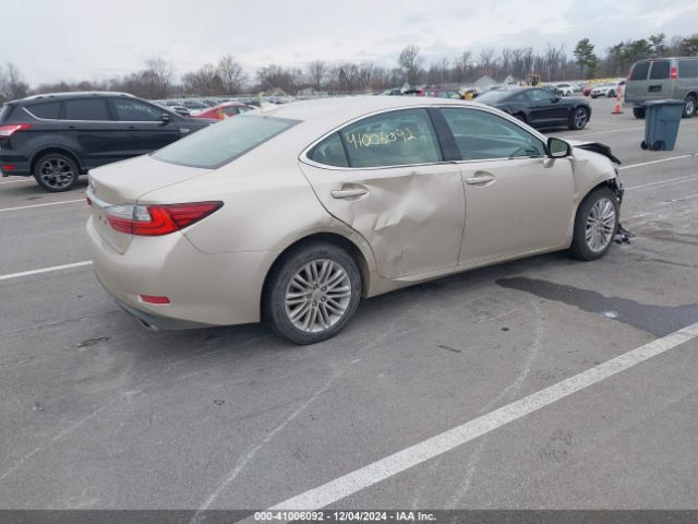 Photo 3 VIN: 58ABK1GG2HU076629 - LEXUS ES 