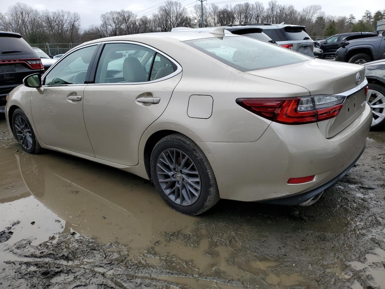 Photo 1 VIN: 58ABK1GG2JU116827 - LEXUS ES 