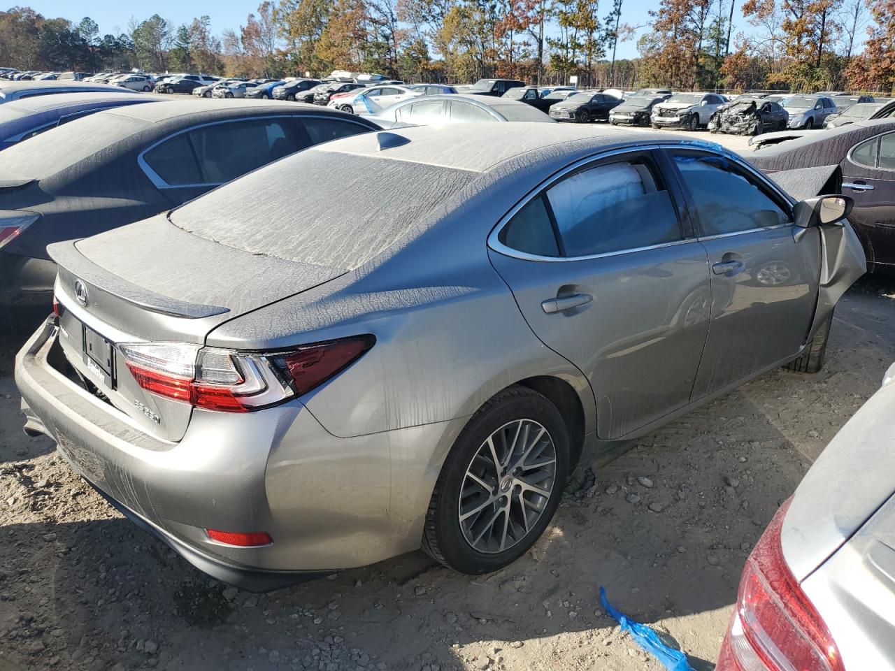 Photo 2 VIN: 58ABK1GG3GU021766 - LEXUS ES 