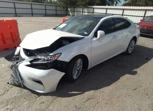 Photo 1 VIN: 58ABK1GG3HU037001 - LEXUS ES 