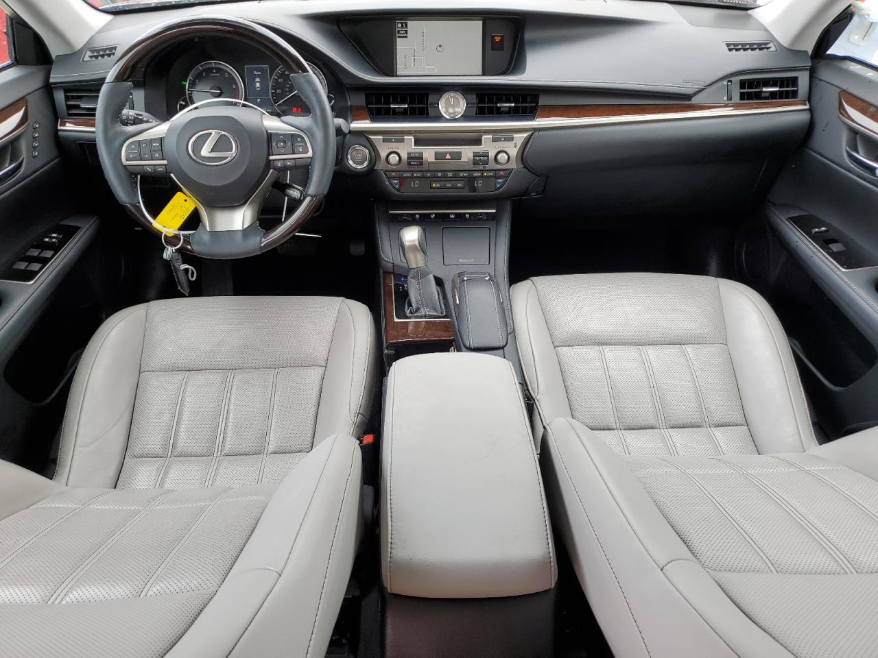 Photo 7 VIN: 58ABK1GG3HU041839 - LEXUS ES 