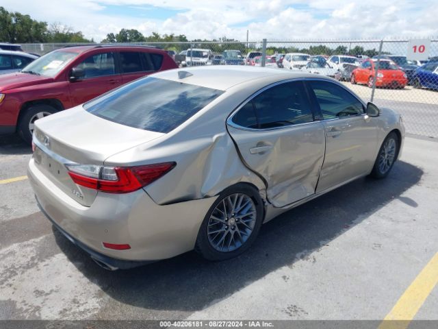 Photo 3 VIN: 58ABK1GG3JU085801 - LEXUS ES 