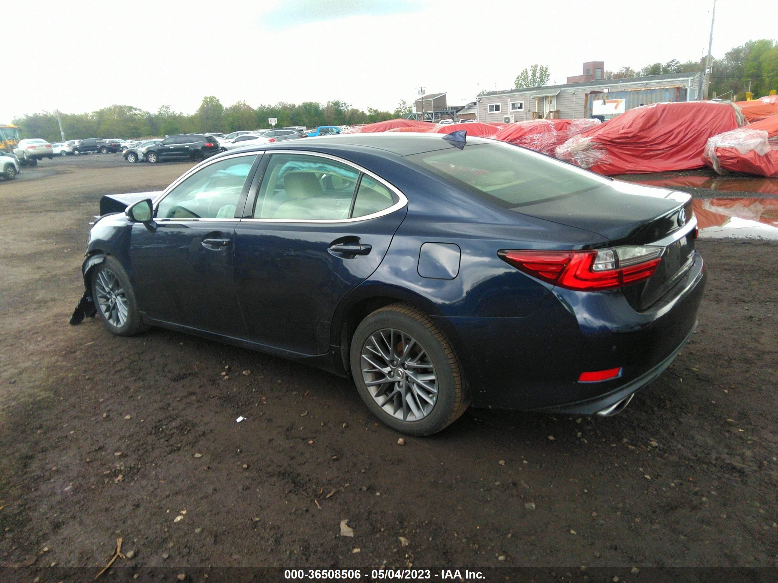 Photo 2 VIN: 58ABK1GG3JU104427 - LEXUS ES 