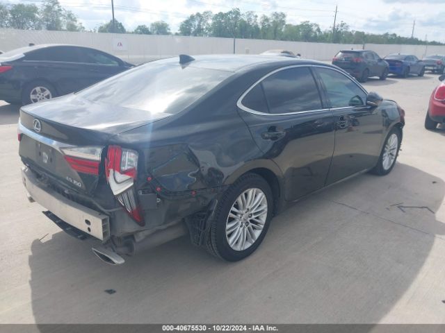 Photo 3 VIN: 58ABK1GG4GU013501 - LEXUS ES 