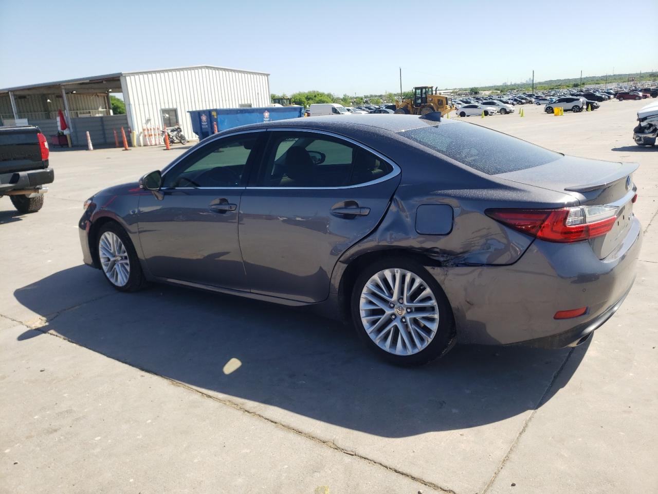 Photo 1 VIN: 58ABK1GG4GU025065 - LEXUS ES 