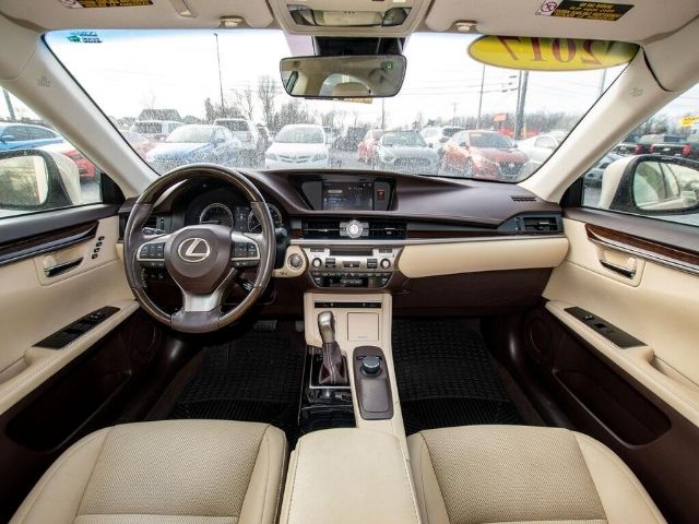 Photo 1 VIN: 58ABK1GG4HU051537 - LEXUS ES 