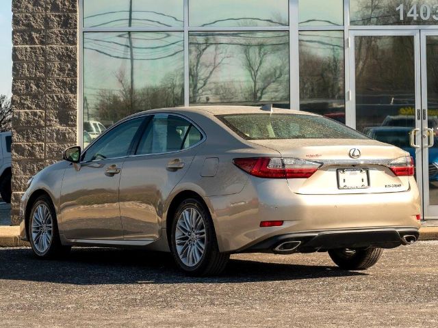 Photo 7 VIN: 58ABK1GG4HU051537 - LEXUS ES 